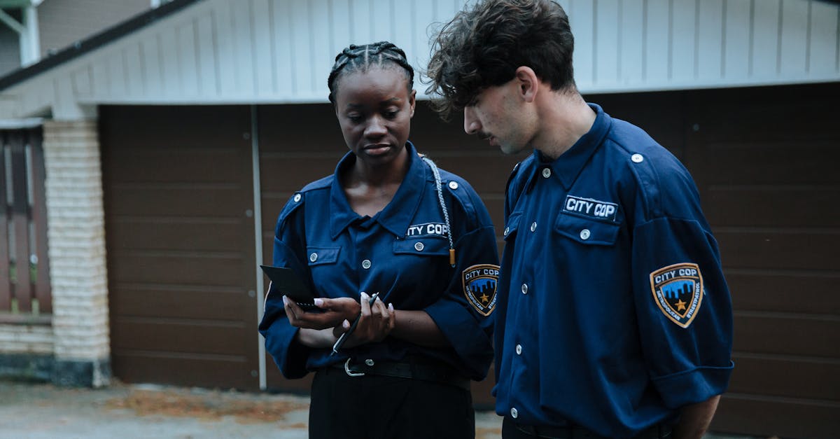 华翔联信实名账号：How to Choose the Right Plan for Your Network Security